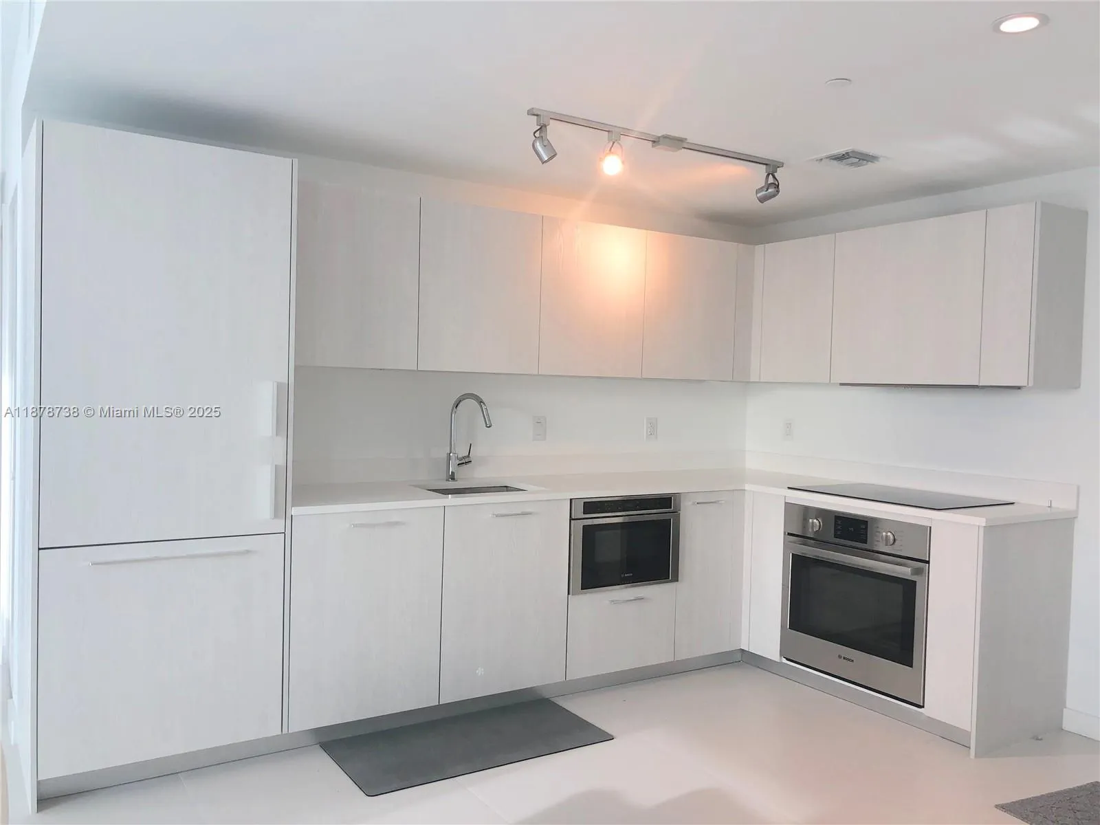 501 NE 31 # 1709, Miami FL 33137