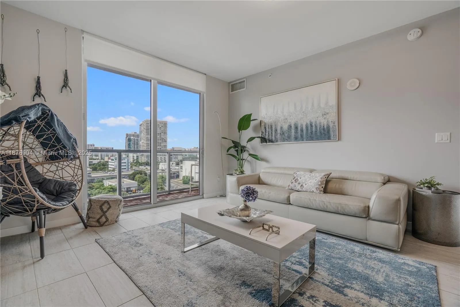 1 bedroom 1 bath for sale at 3900 Biscayne Blvd # 904, Miami FL 33137