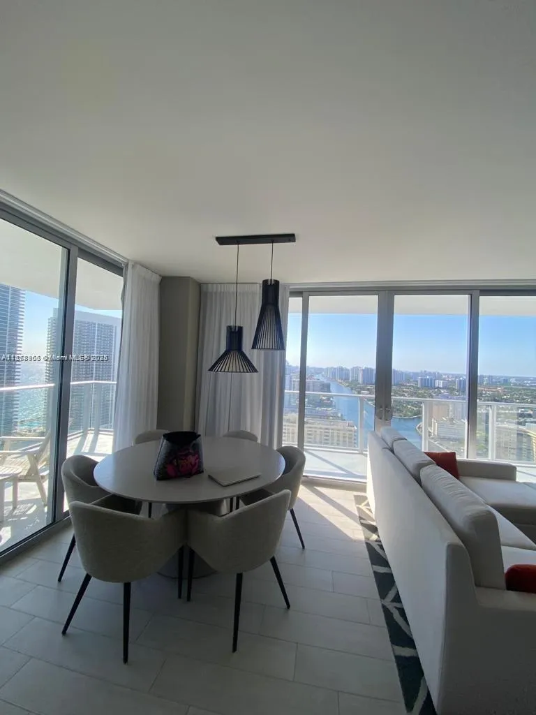 4010 S Ocean Dr # R1409, Hollywood FL 33019