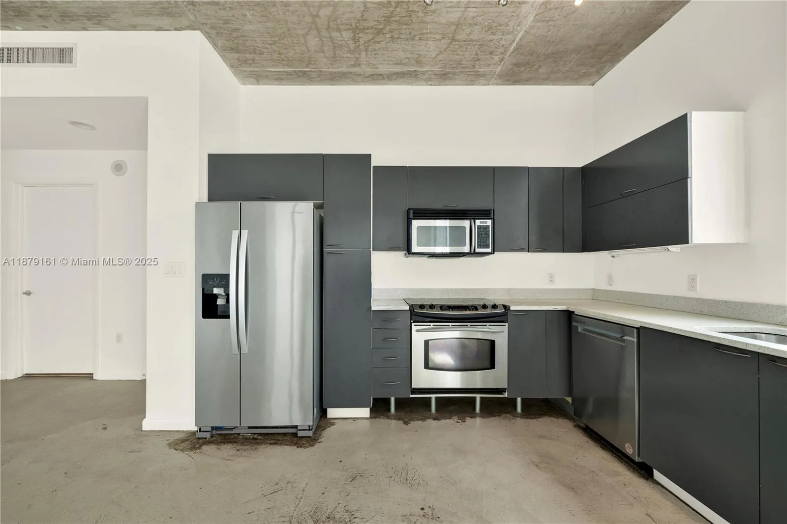 234 NE 3rd St # 601, Miami FL 33132