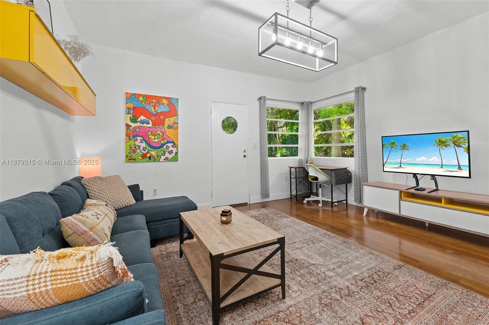 1 bedroom 2 bath for sale at 1211 Pennsylvania Ave # A1, Miami Beach FL 33139
