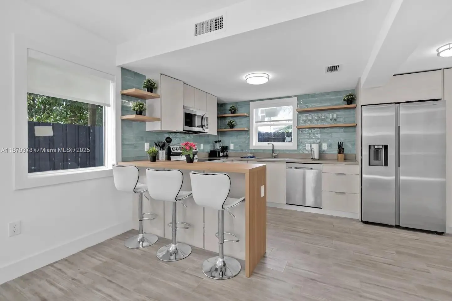 1117 SW 13th St, Miami FL 33129