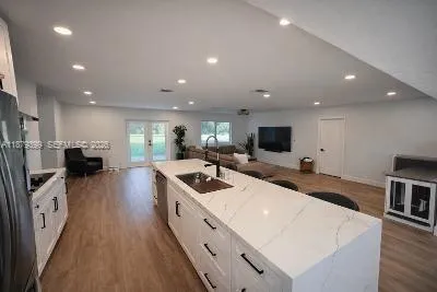 17611 SW 66th St, Southwest Ranches FL 33331