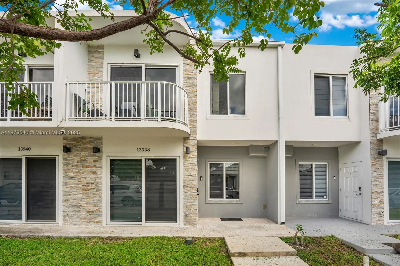 4 bedroom 3 bath for sale at 13938 SW 259 WAY, Homestead FL 33032