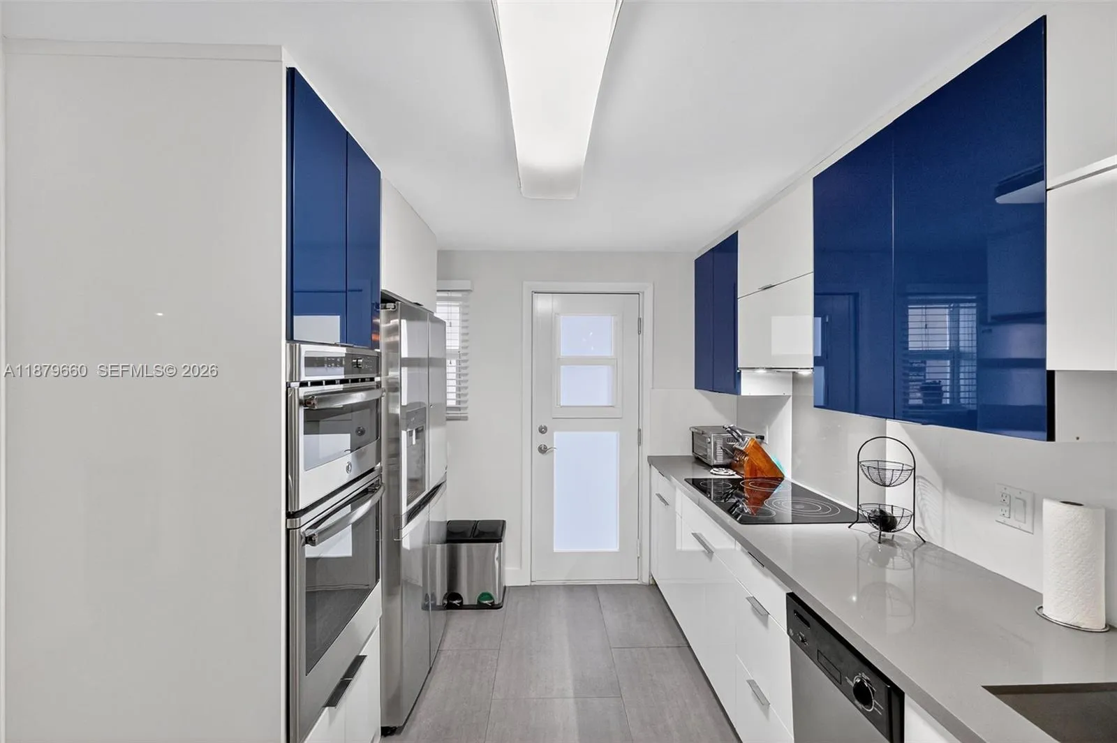 240 Galen Dr # 207, Key Biscayne FL 33149