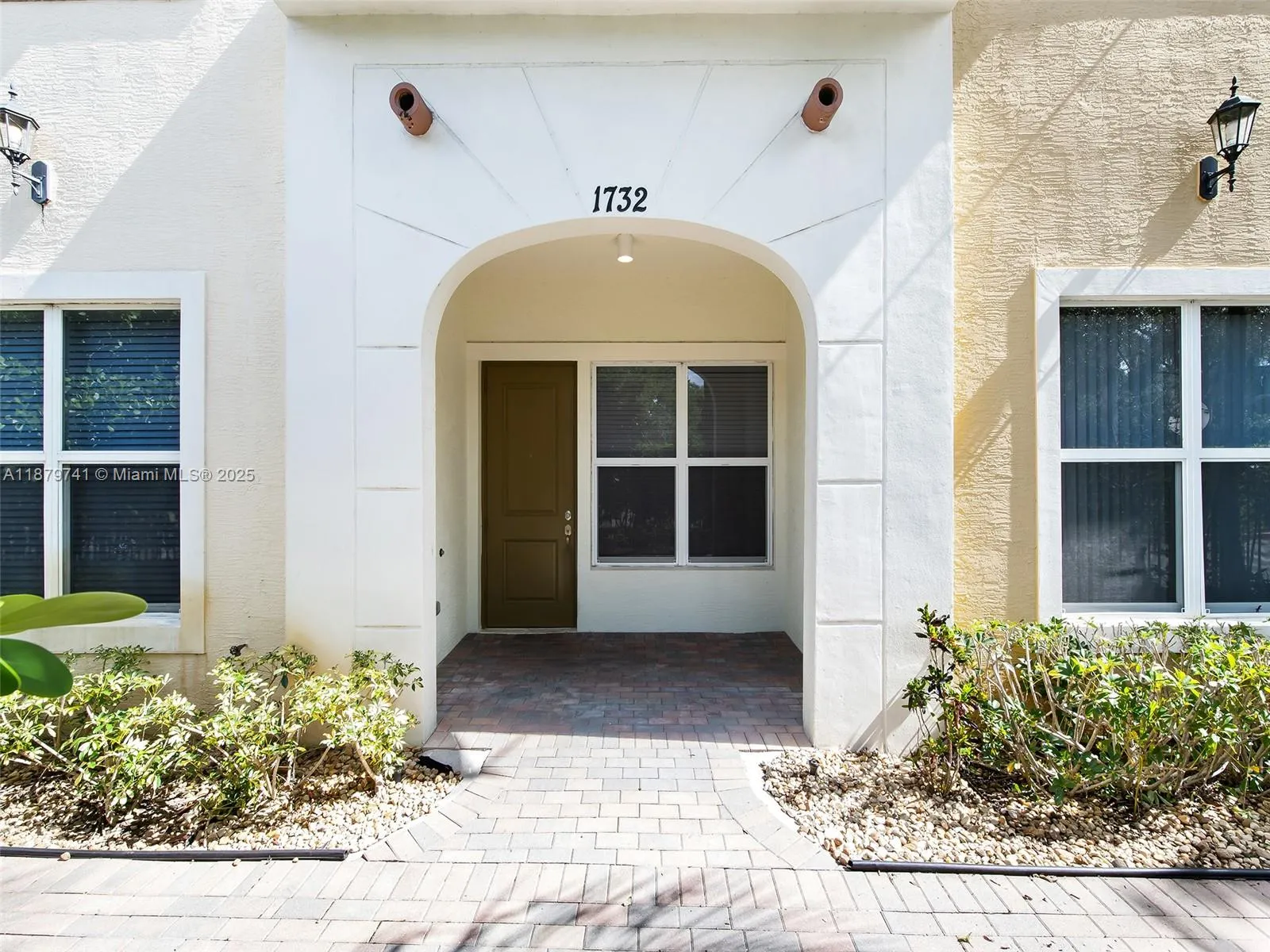 3 bedroom 2 bath for sale at 1732 NW 124th Pl, Pembroke Pines FL 33028