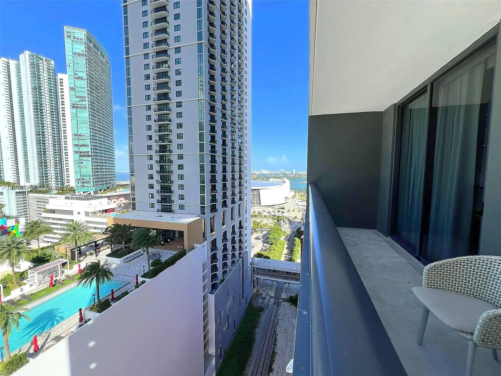601 NE 1 AVE # 1602, Miami FL 33132