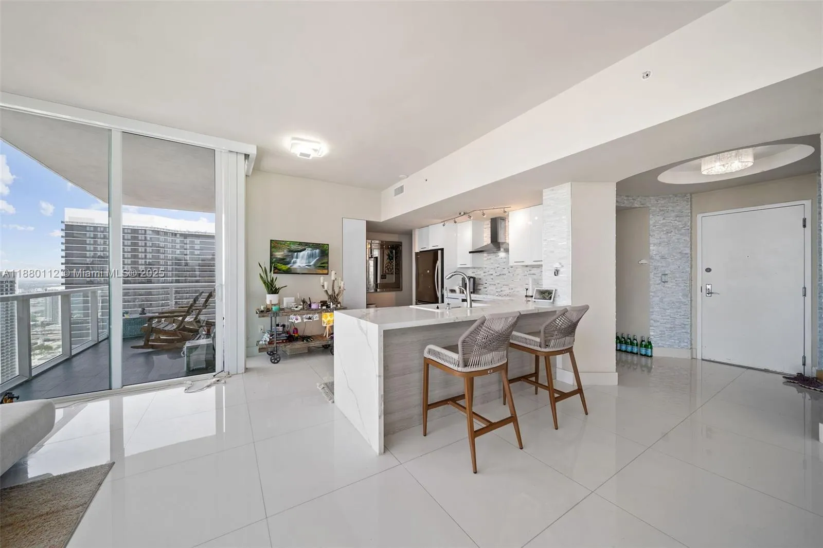 244 Biscayne Blvd # 4608, Miami FL 33132