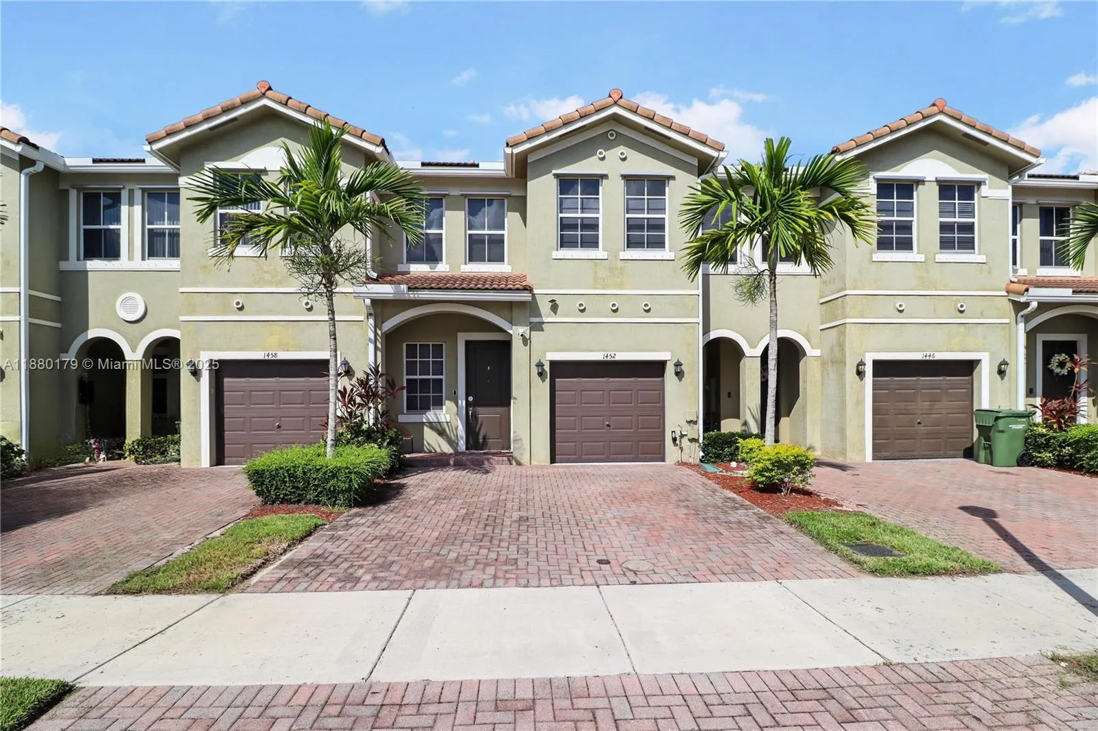 4 bedroom 3 bath for sale at 1452 SE 24th Ave, Homestead FL 33035