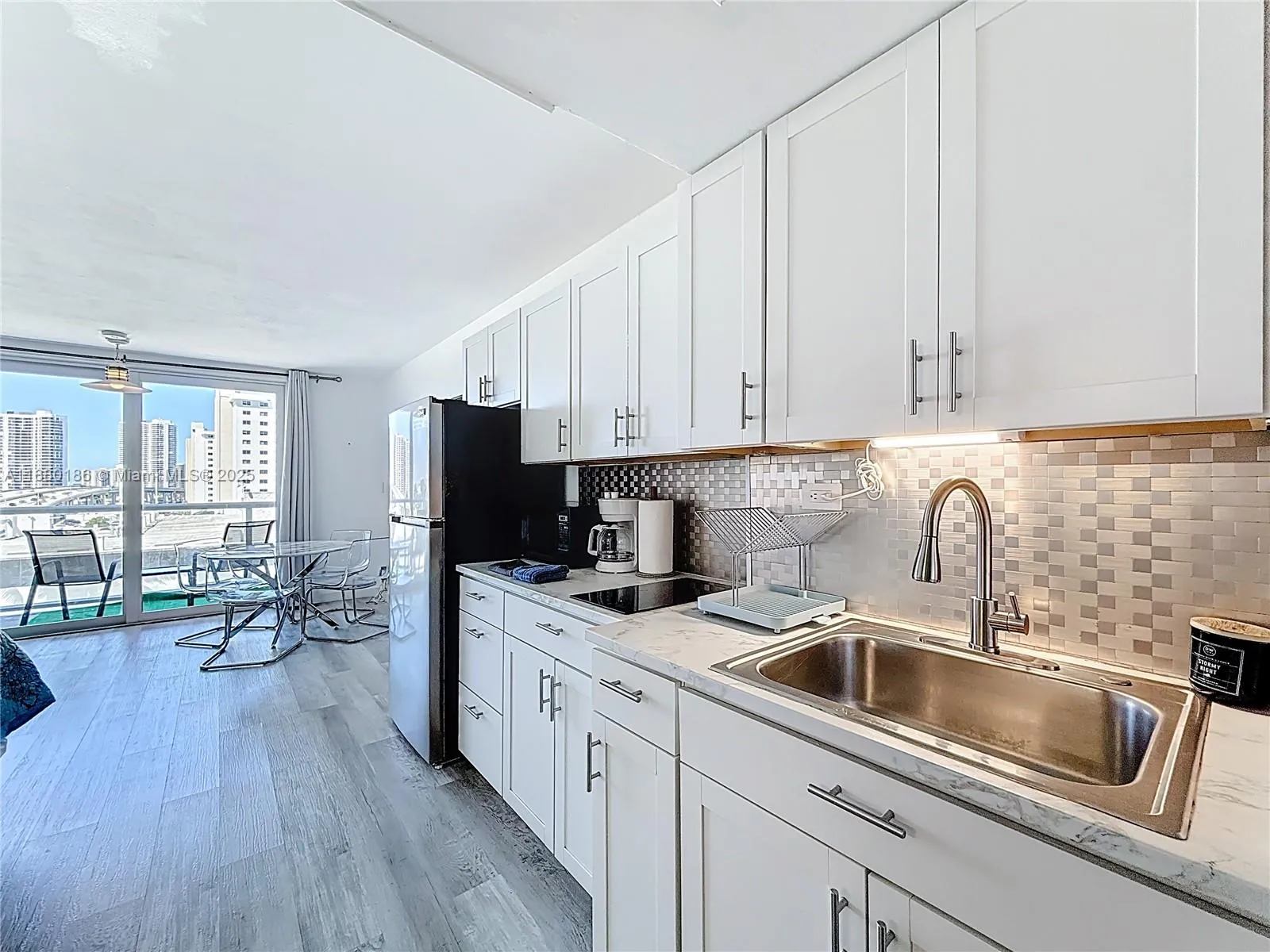 19201 Collins Ave # 636, Sunny Isles Beach FL 33160