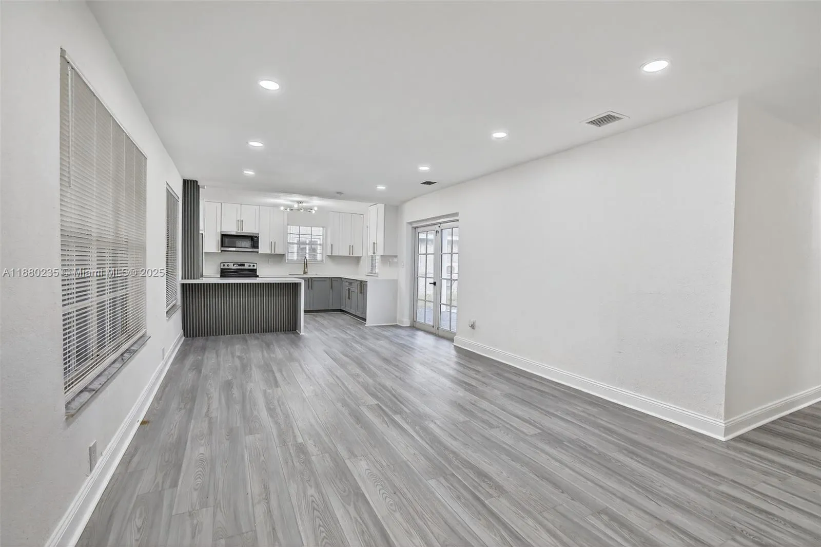7120 Allen St, Hollywood FL 33024