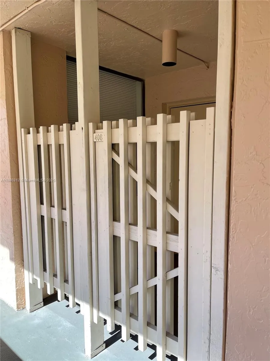 6800 Cypress Rd # 408, Plantation FL 33317