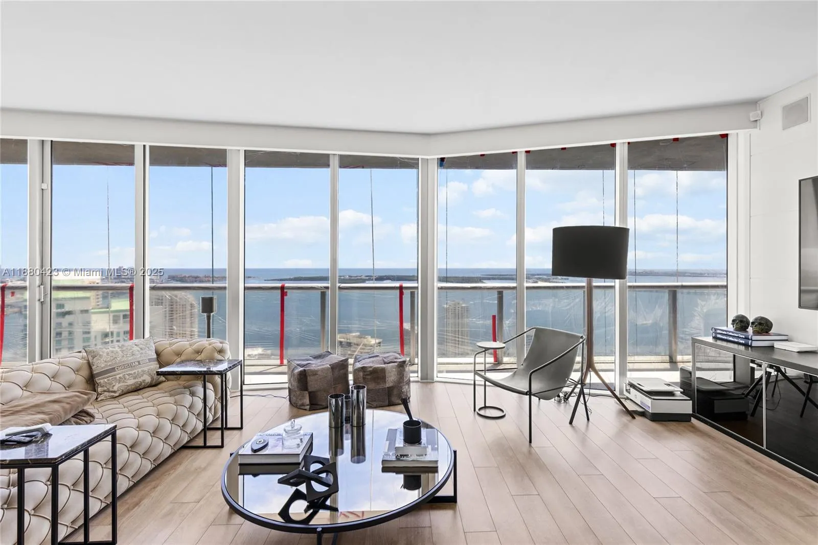 3 bedroom 2 bath for sale at 465 Brickell Ave # 4901, Miami FL 33131