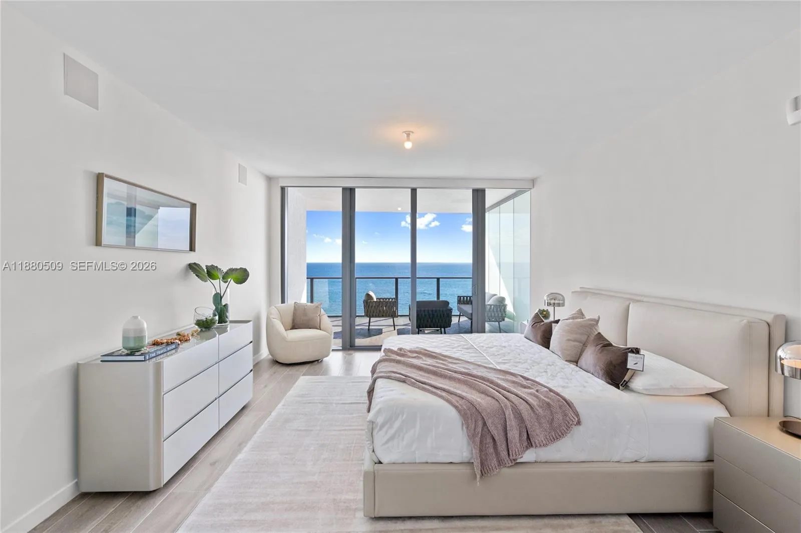 1116 N Ocean Blvd # 1404, Pompano Beach FL 33062