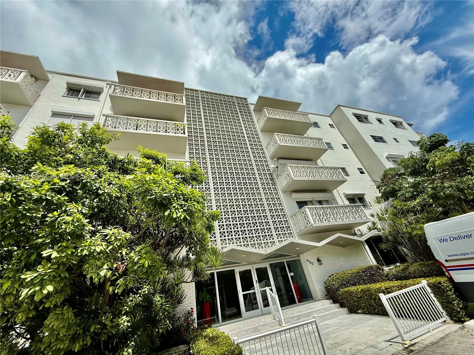 9700 E Bay Harbor Dr # 406, Bay Harbor Islands FL 33154