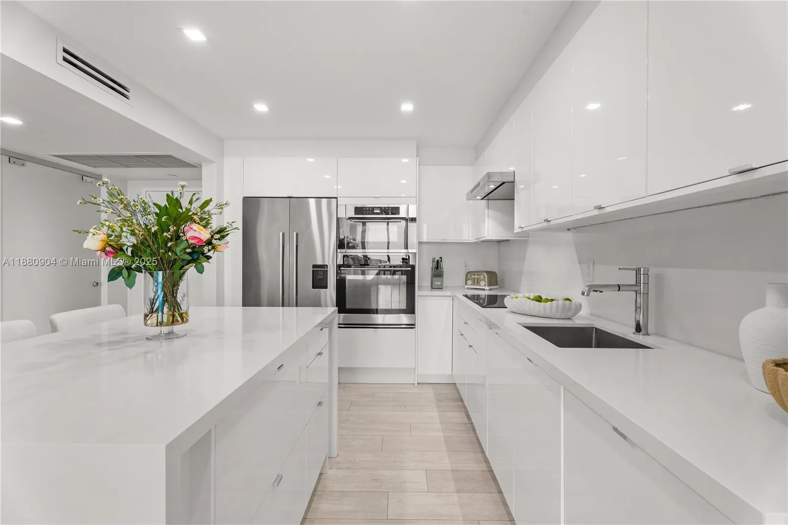 2301 Collins Ave # 24, Miami Beach FL 33139