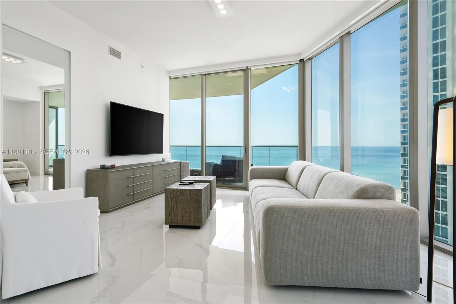 18975 Collins Ave # 1104, Sunny Isles Beach FL 33160