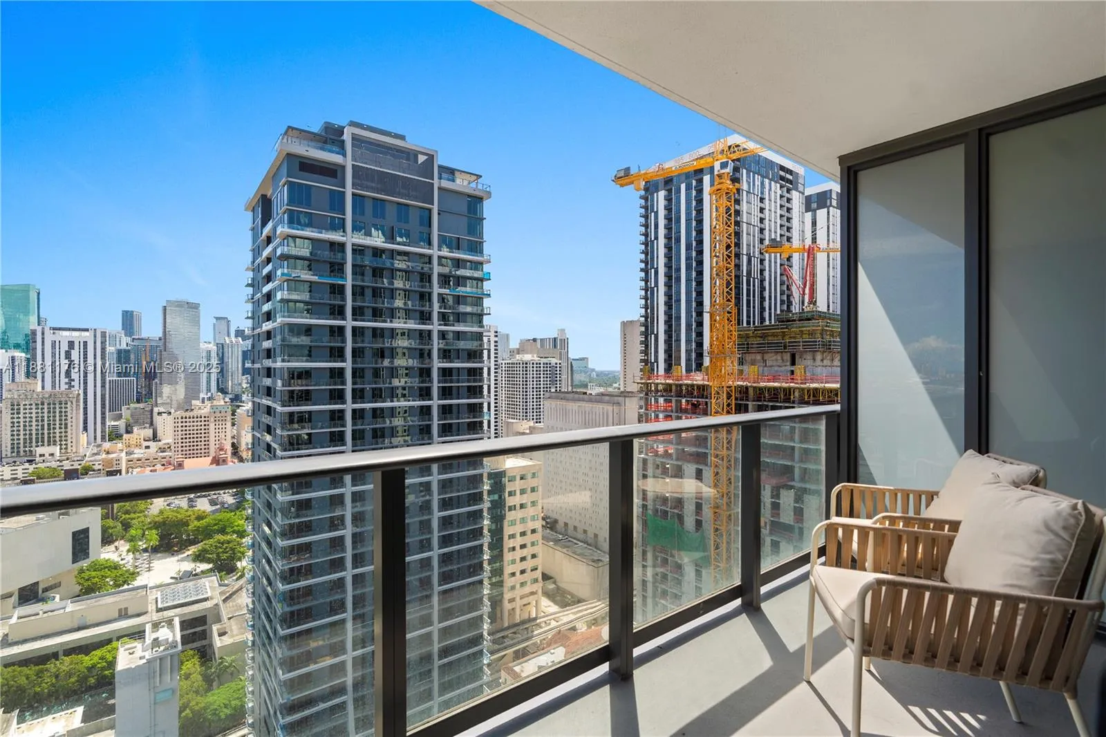 1 bath for sale at 601 NE 1st Ave # 2506, Miami FL 33132