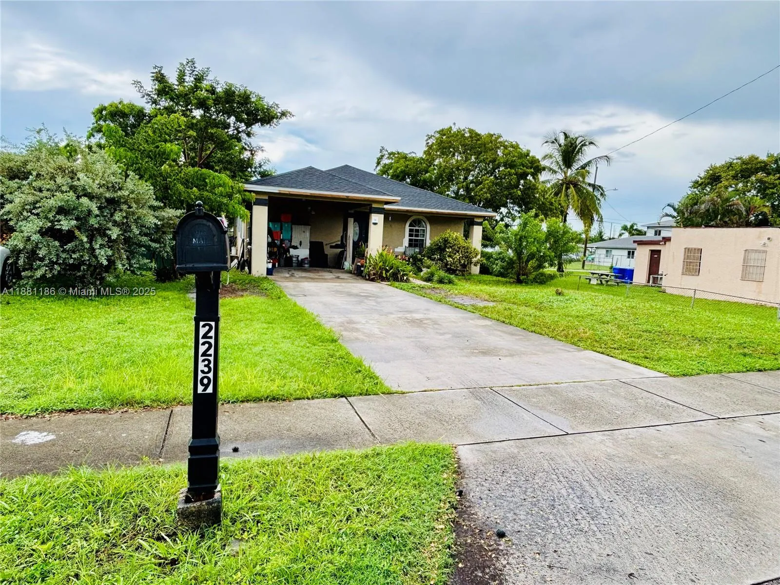 3 bedroom 2 bath for sale at 2239 ATLANTA ST, Hollywood FL 33020