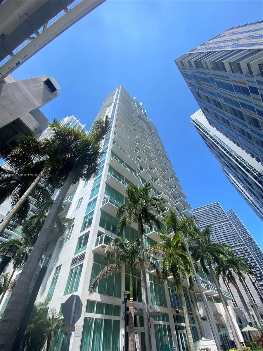 2 bedroom 2 bath for sale at 41 SE 5th St # 1108, Miami FL 33131