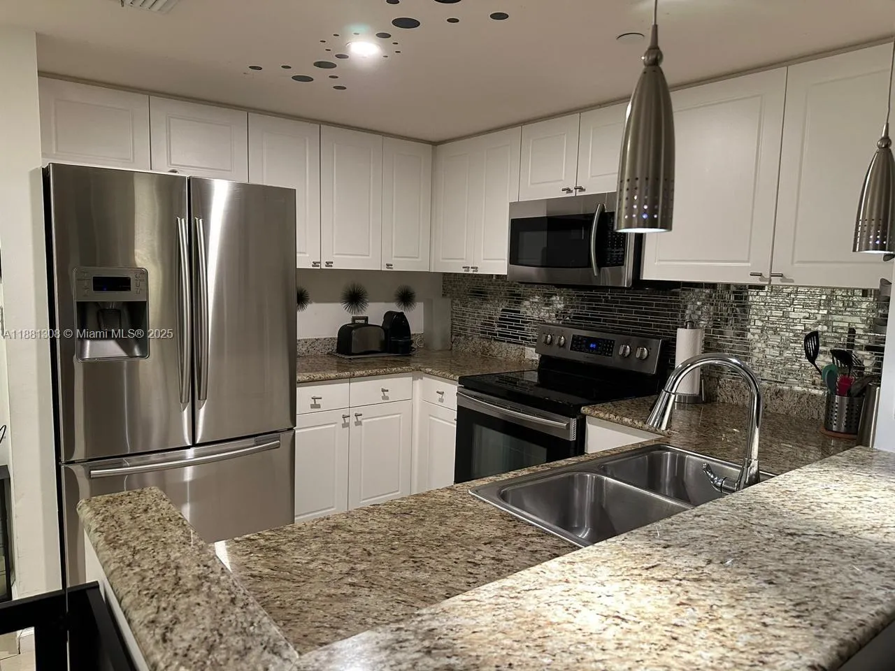 19501 S W country Club dr # 1706, Aventura FL 33180