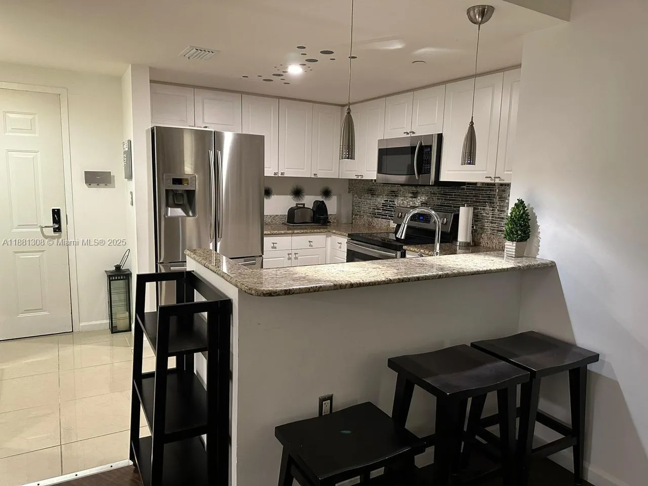19501 S W country Club dr # 1706, Aventura FL 33180