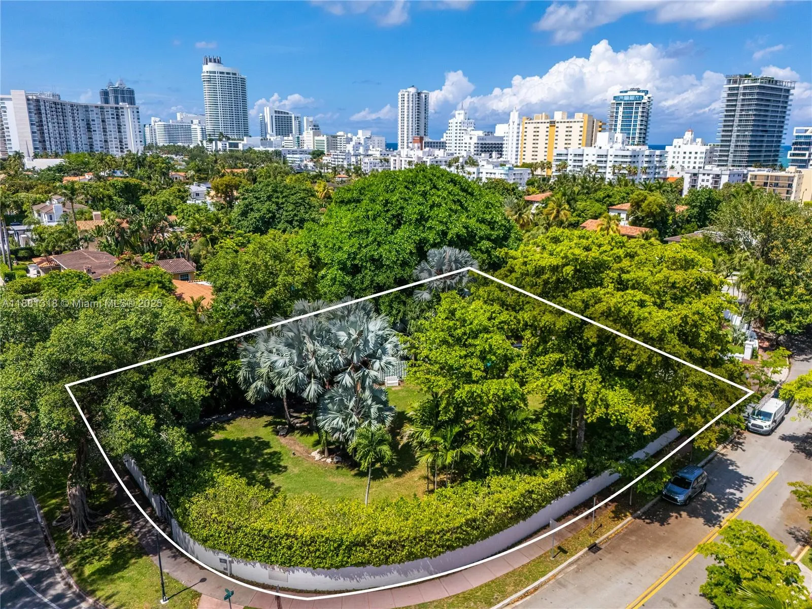 3501 Pine Tree Drive, Miami Beach FL 33140
