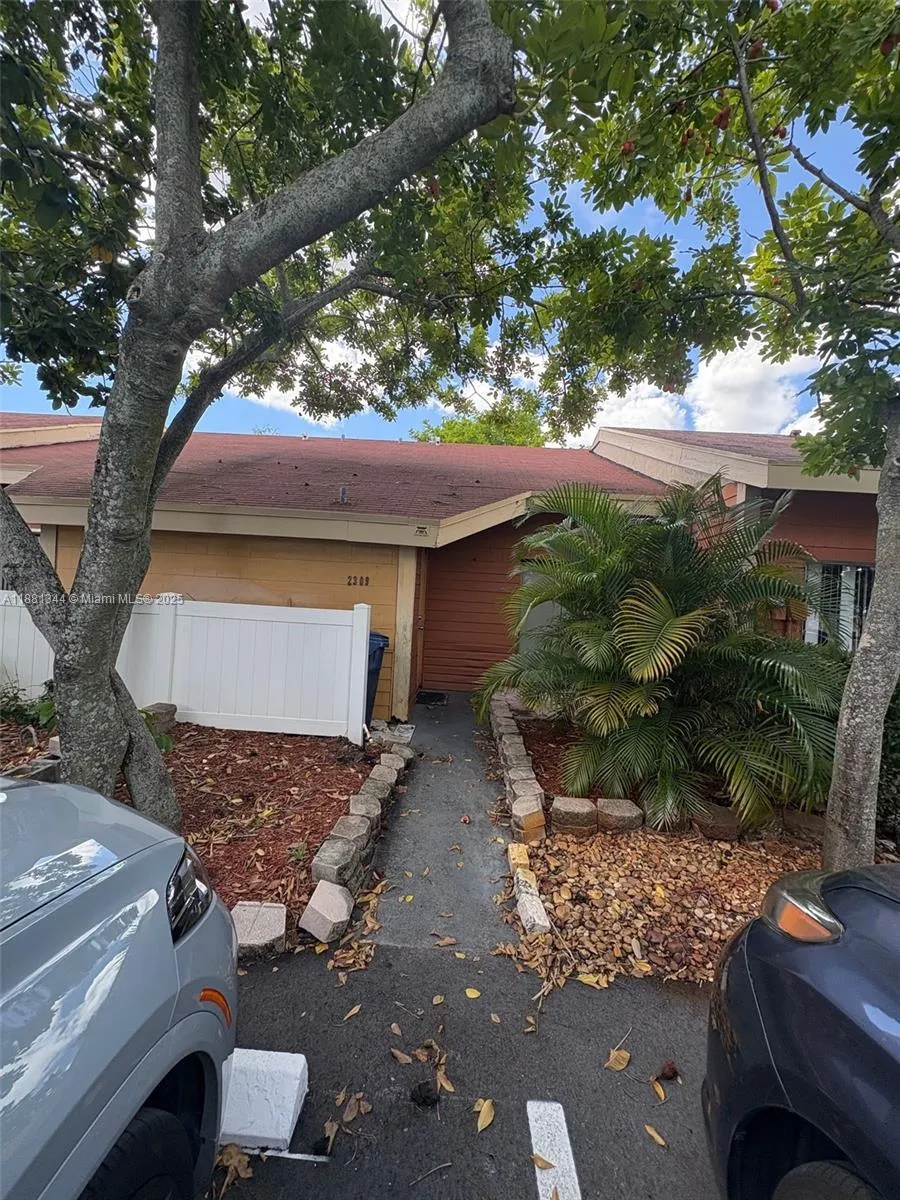 3 bedroom 2 bath for sale at 2309 NW 55th Ave, Lauderhill FL 33313