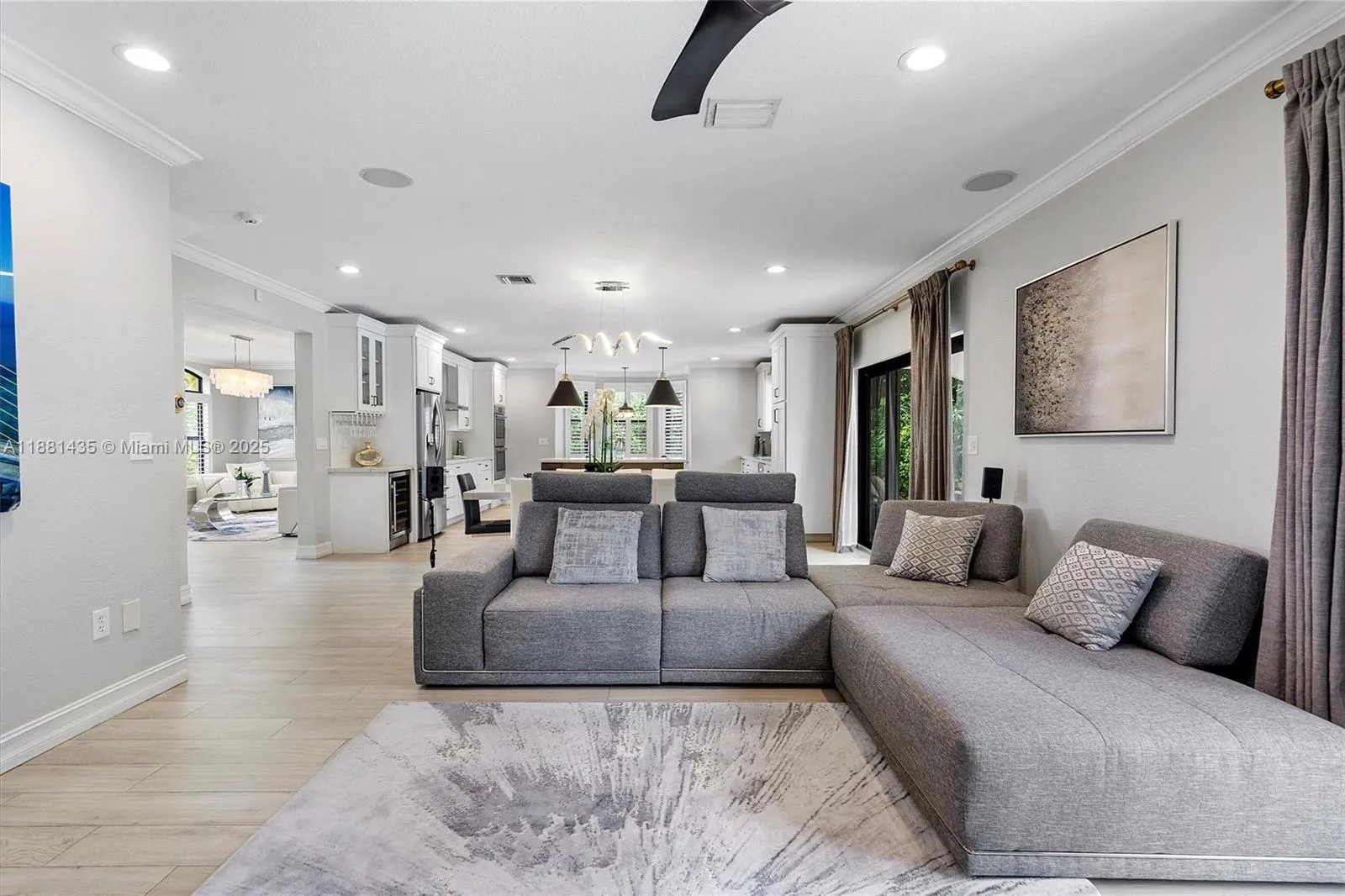 12001 NW 5th St, Miami FL 33182