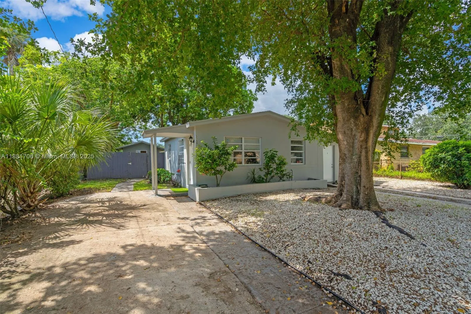 3380 NW 8th Pl, Lauderhill FL 33311