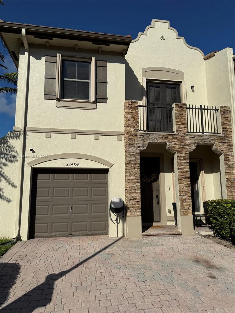3 bedroom 2 bath for sale at 23484 SW 112th Ct, Homestead FL 33032