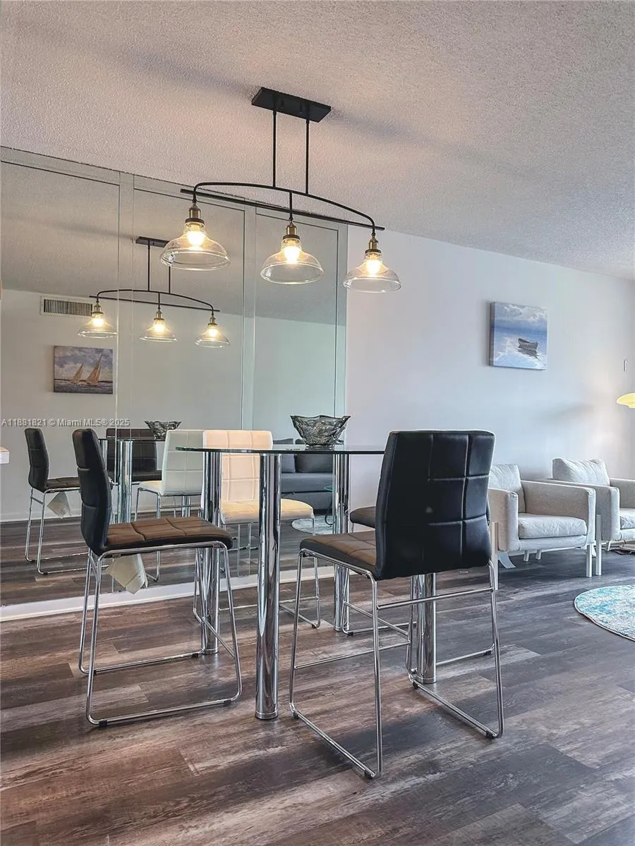 8881 Sunrise Lakes Blvd # 108, Sunrise FL 33322