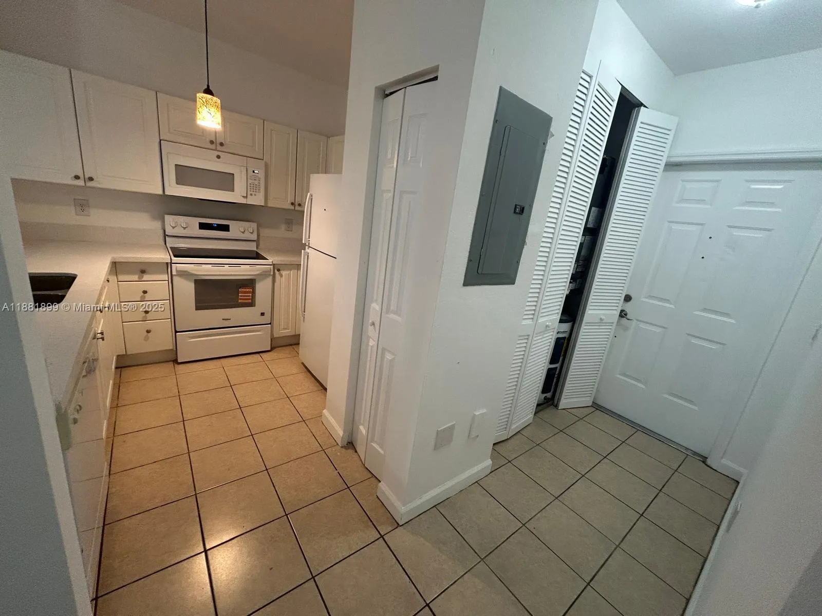 1650 NE 33rd Ave # 7, Homestead FL 33033