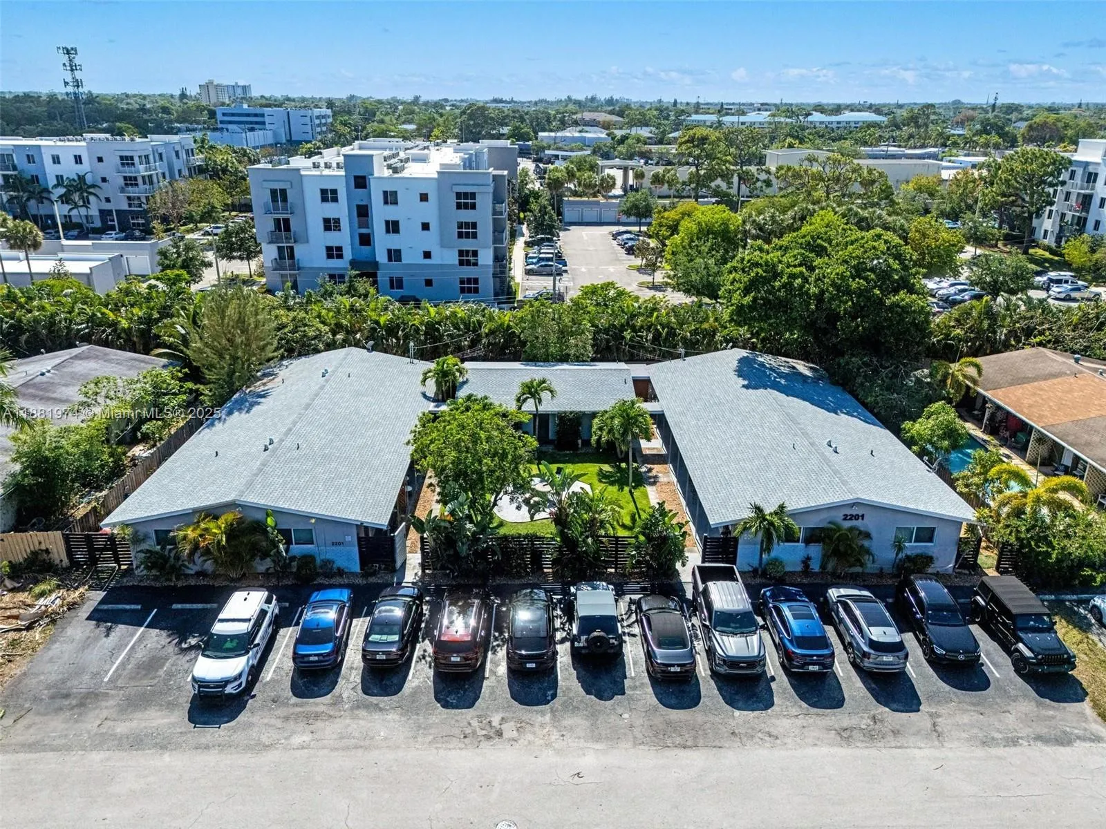 for sale at 2201 NE 14th Ave, Wilton Manors FL 33305