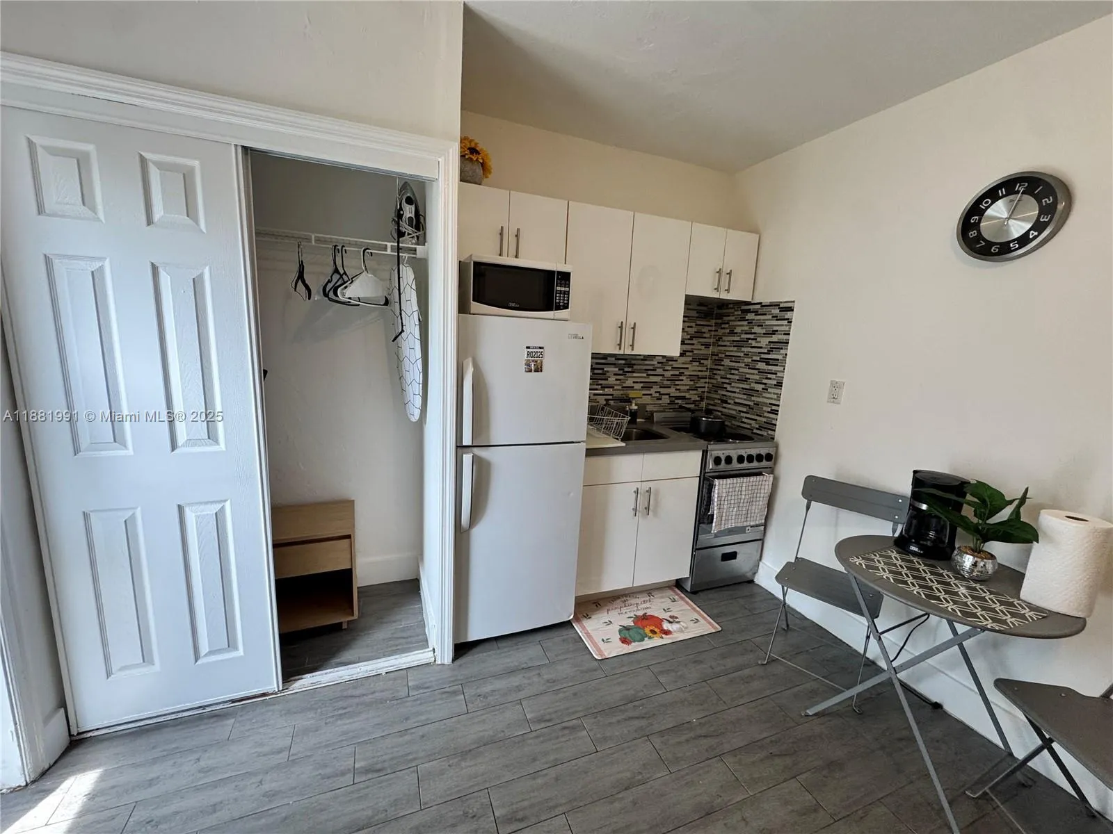 2305 Monroe St # 1, Hollywood FL 33020