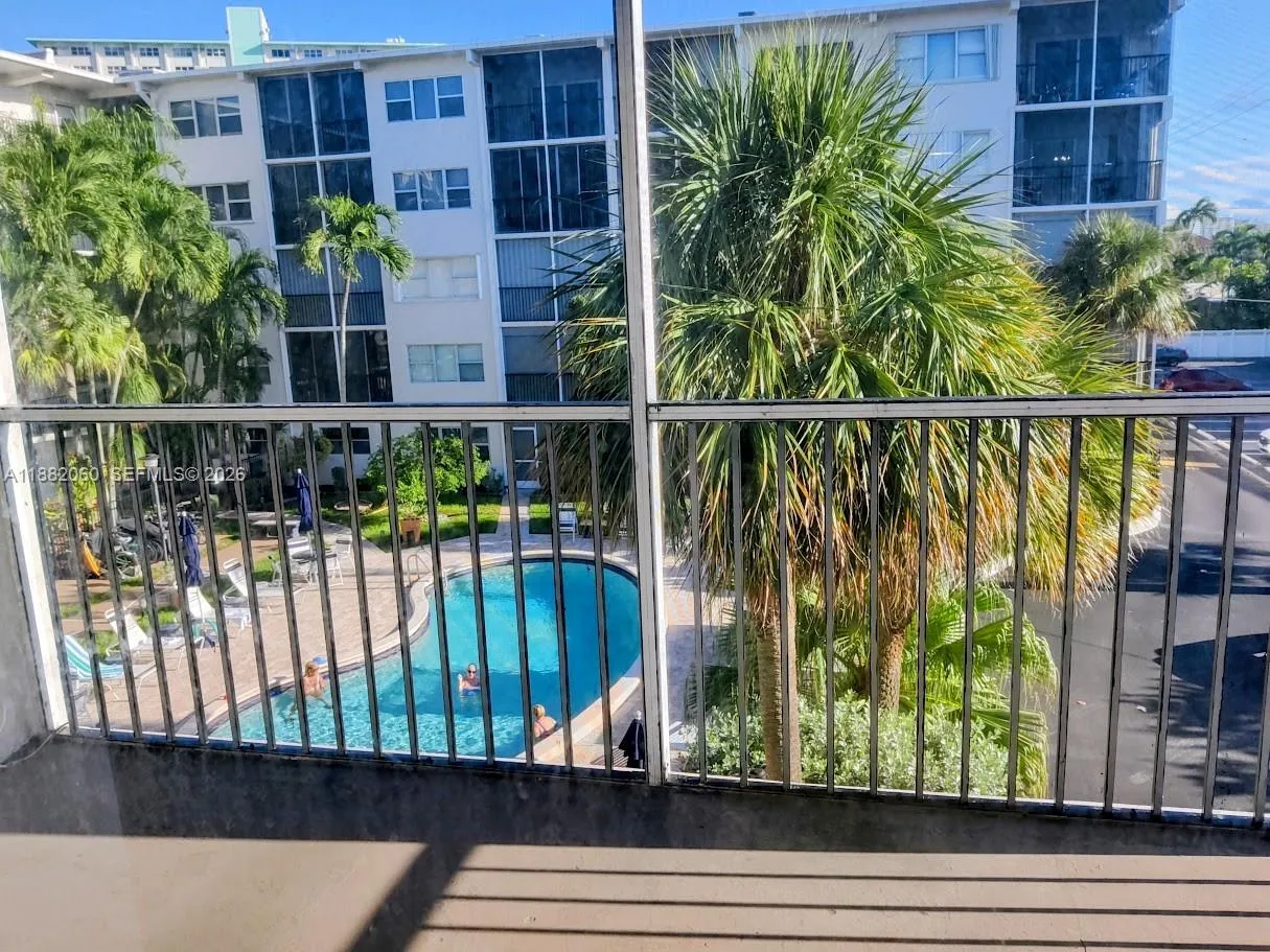4117 Bougainvilla Dr # 315, Lauderdale By The Sea FL 33308