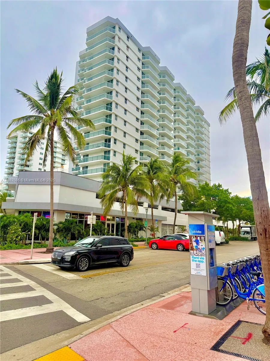 2401 Collins Ave # 611, Miami Beach FL 33140