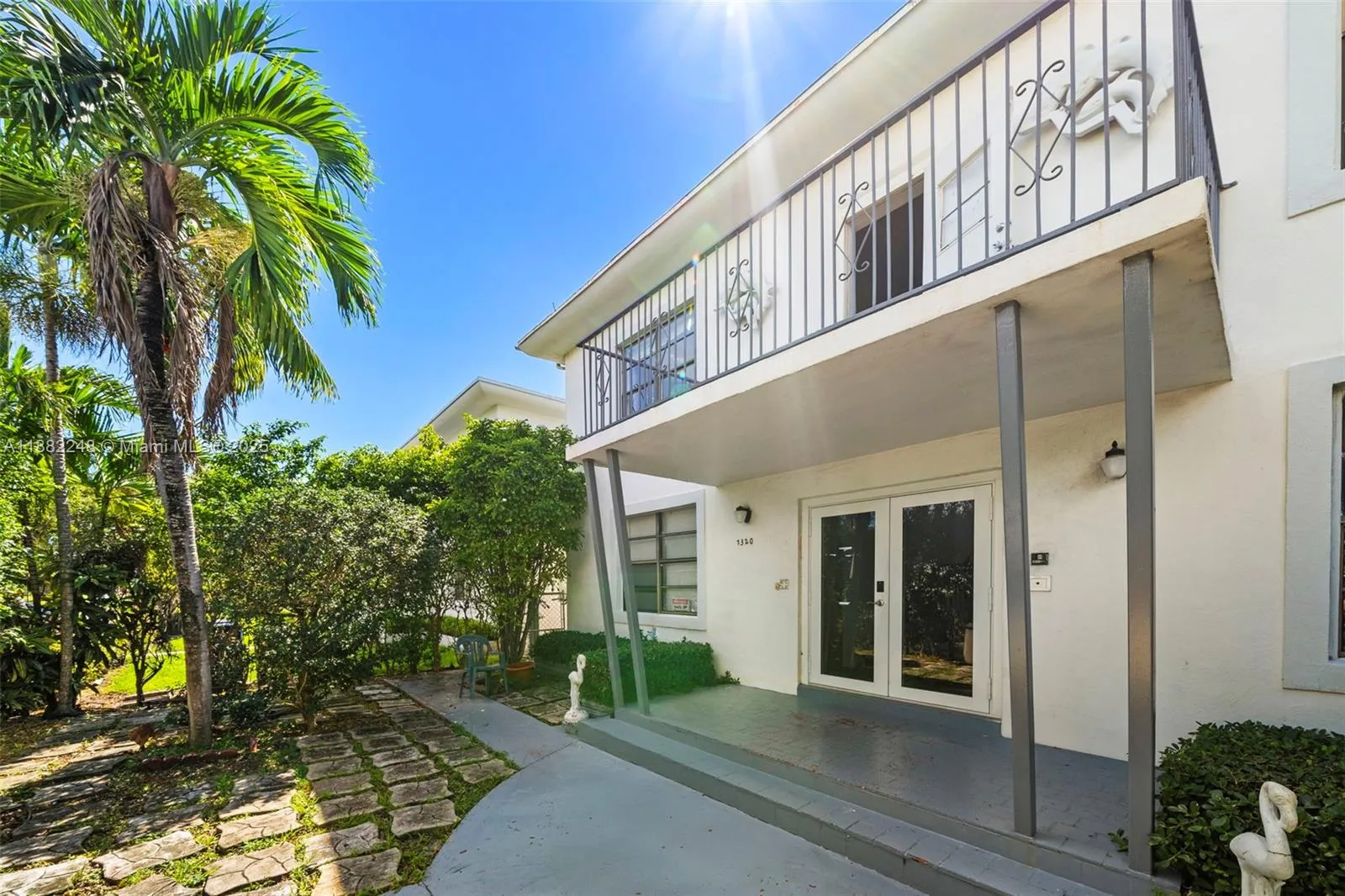 7320 Carlyle Ave, Miami Beach FL 33141