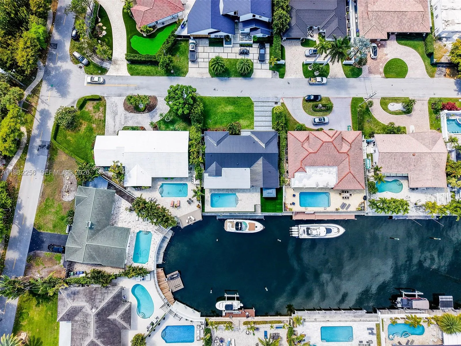 3341 NE 38th St, Fort Lauderdale FL 33308
