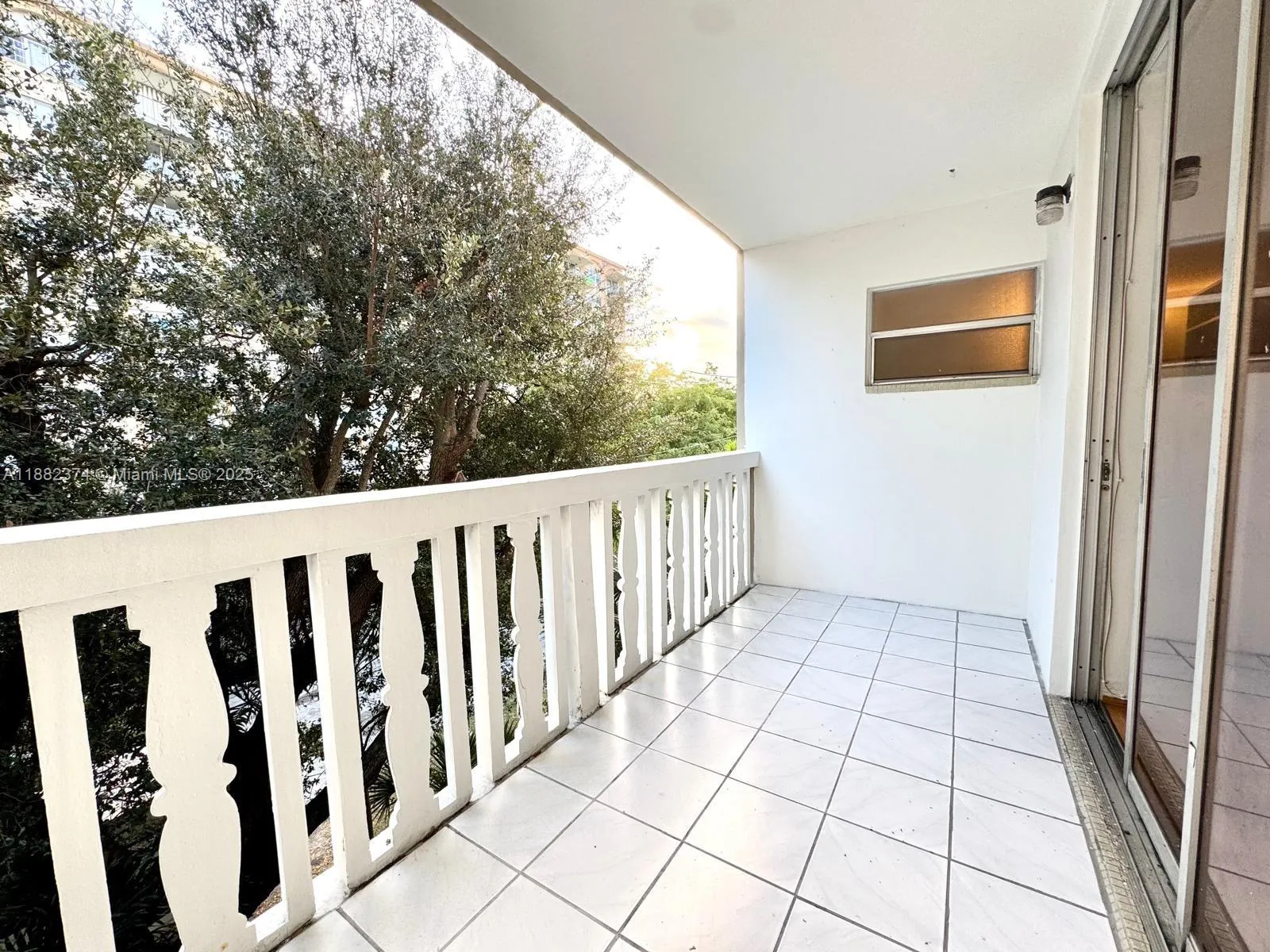 1475 NE 125th Ter # 404B, North Miami FL 33161