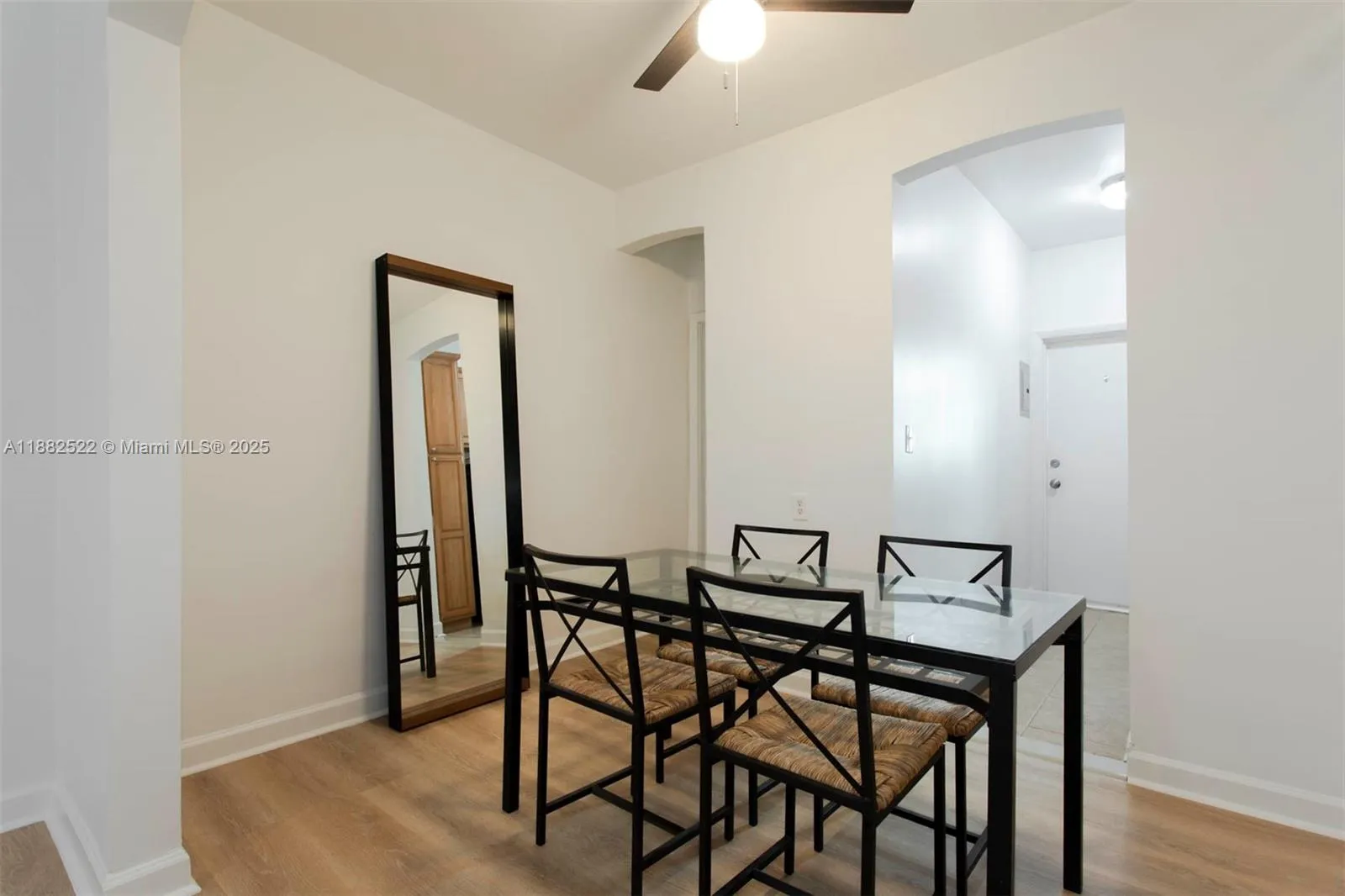 1 bath for sale at 1561 Lenox Ave # 10, Miami Beach FL 33139