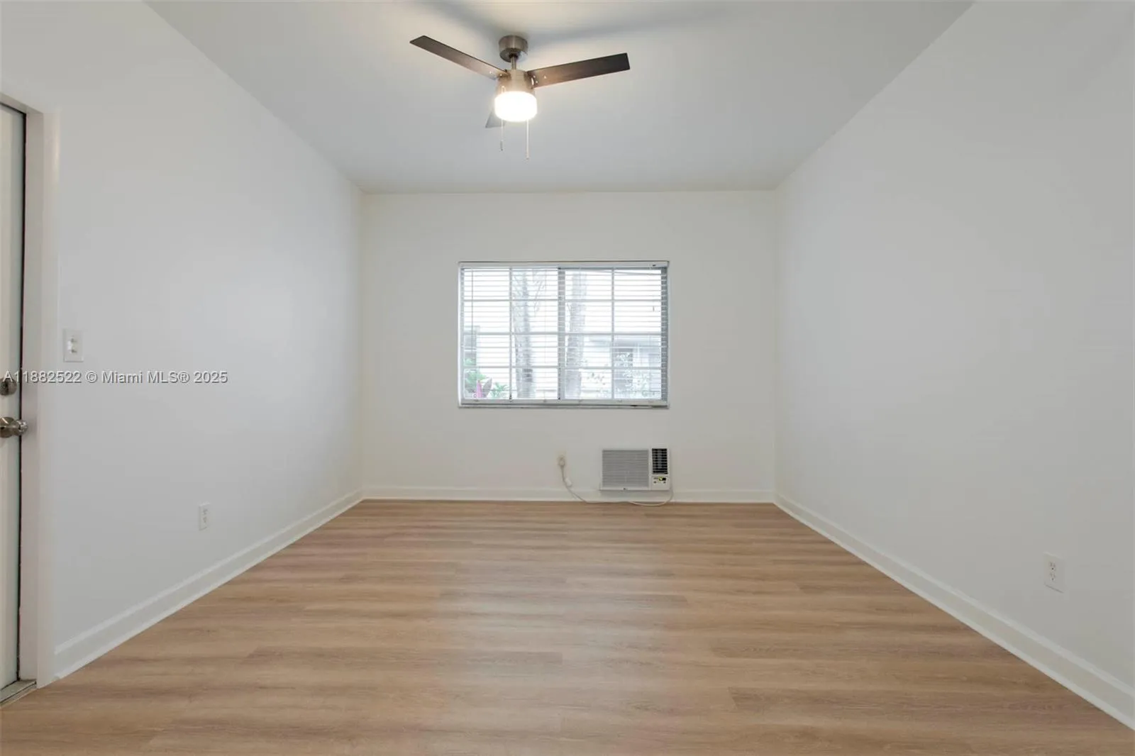 1561 Lenox Ave # 10, Miami Beach FL 33139