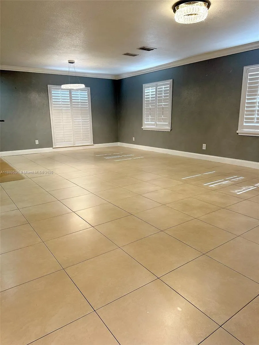 7007 Lambright, Tampa FL 33634