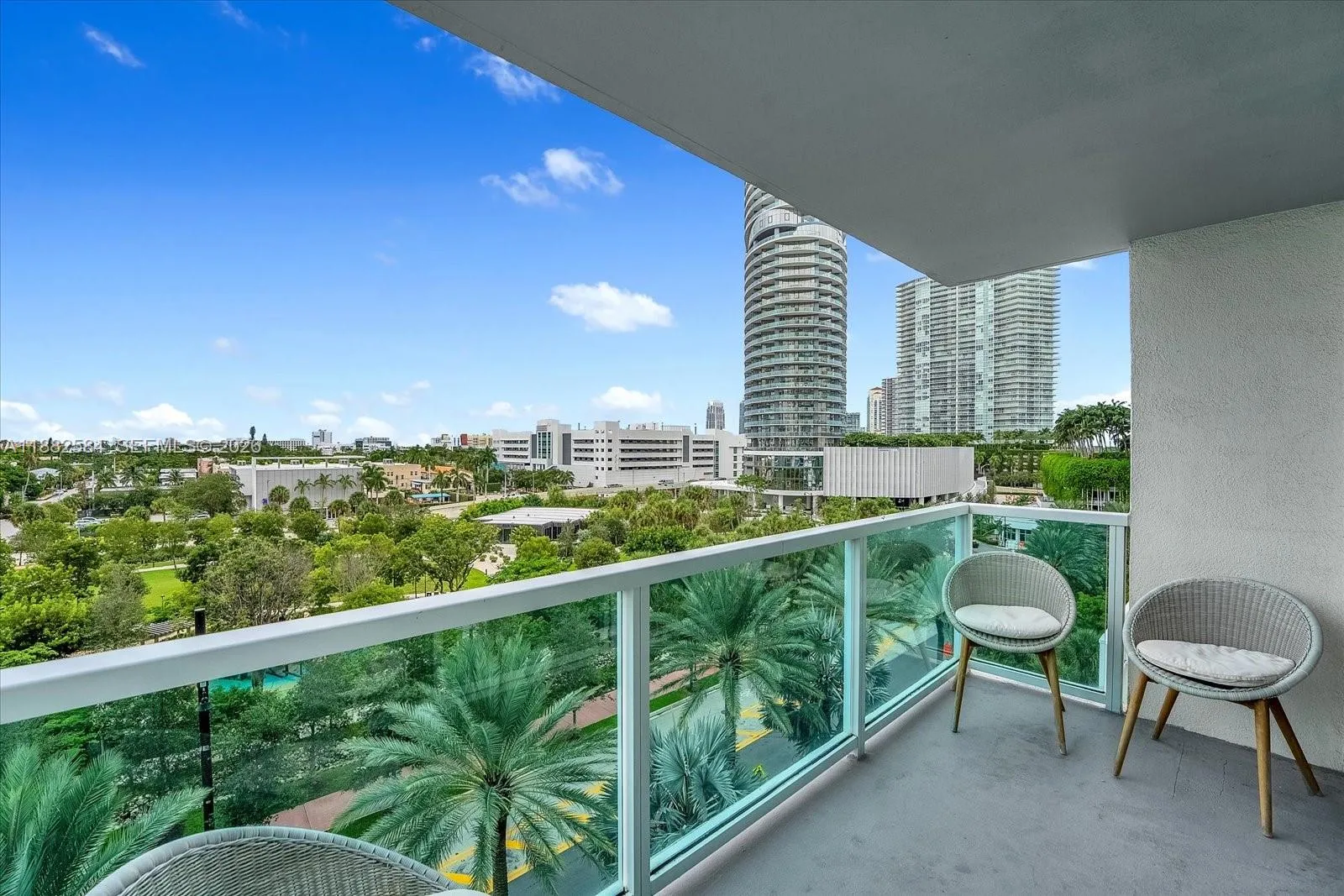 2 bedroom 2 bath for sale at 650 West Ave # 704, Miami Beach FL 33139