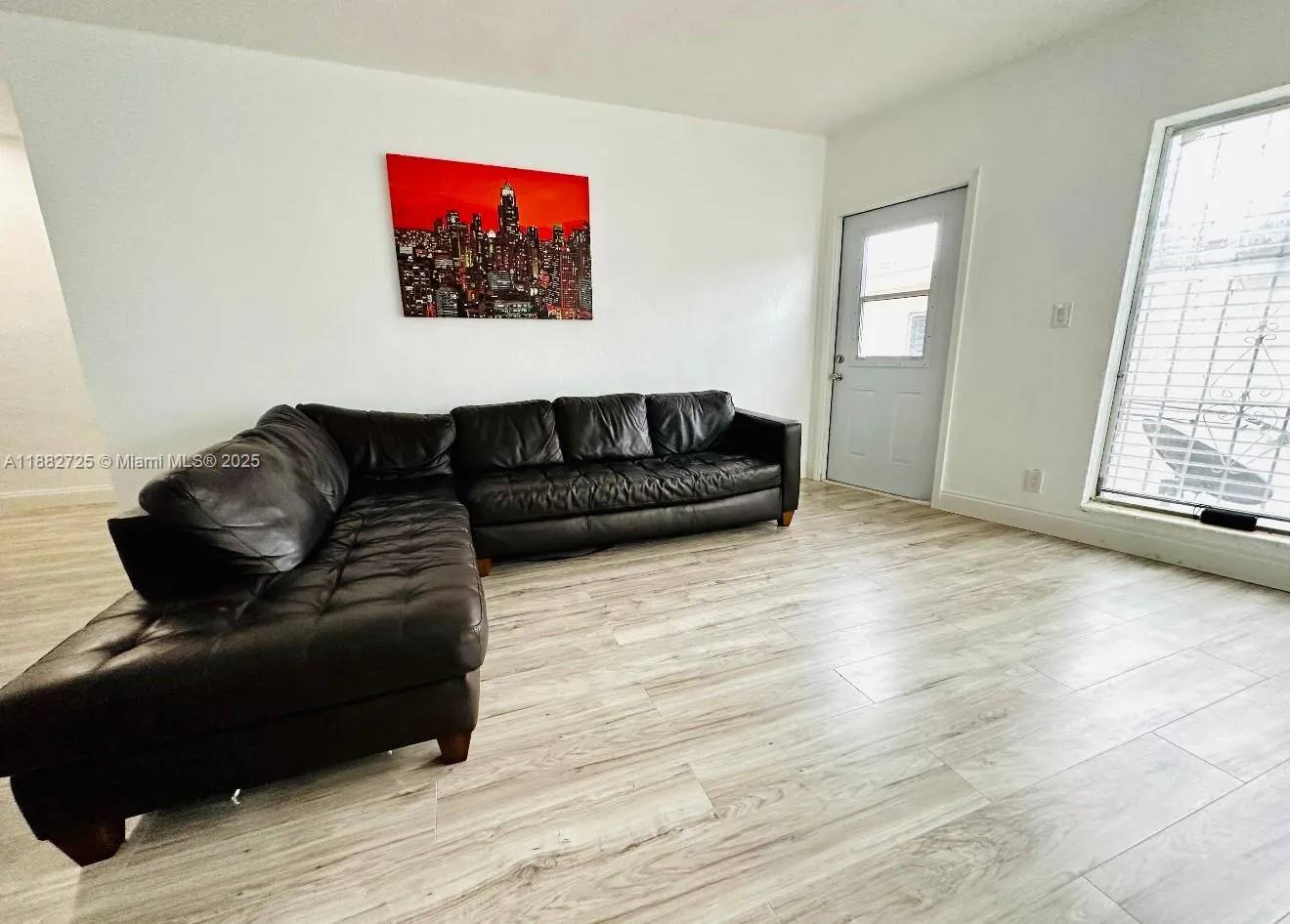 2 bedroom 2 bath for sale at 7712 Byron Ave # 3, Miami Beach FL 33141