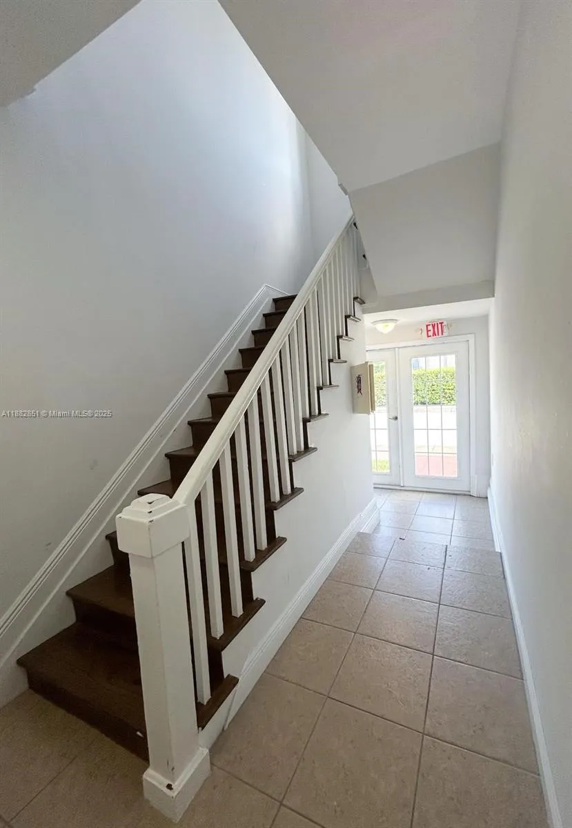 29 Oviedo Ave, Coral Gables FL 33134