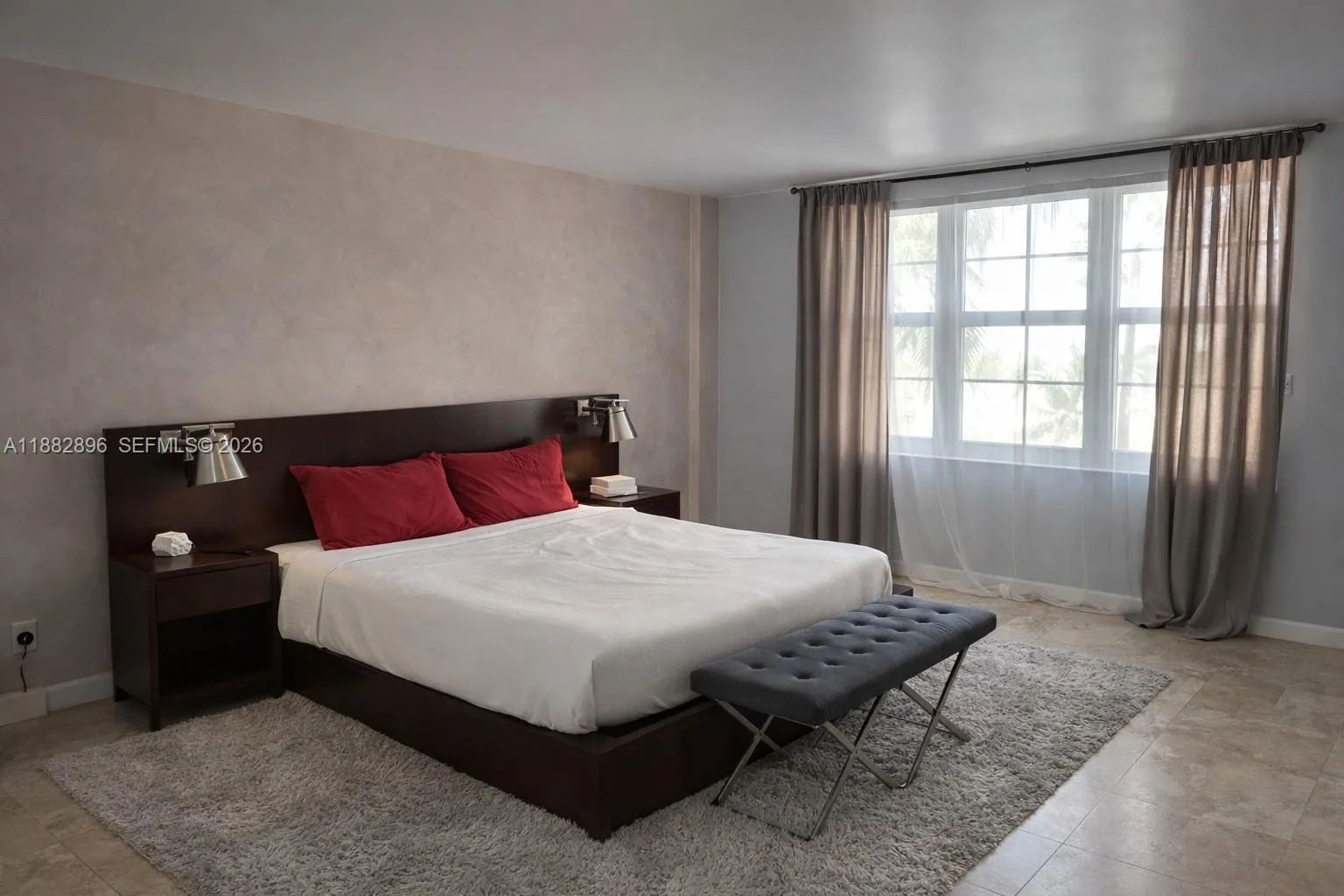 5700 Collins Ave # 3M, Miami Beach FL 33140