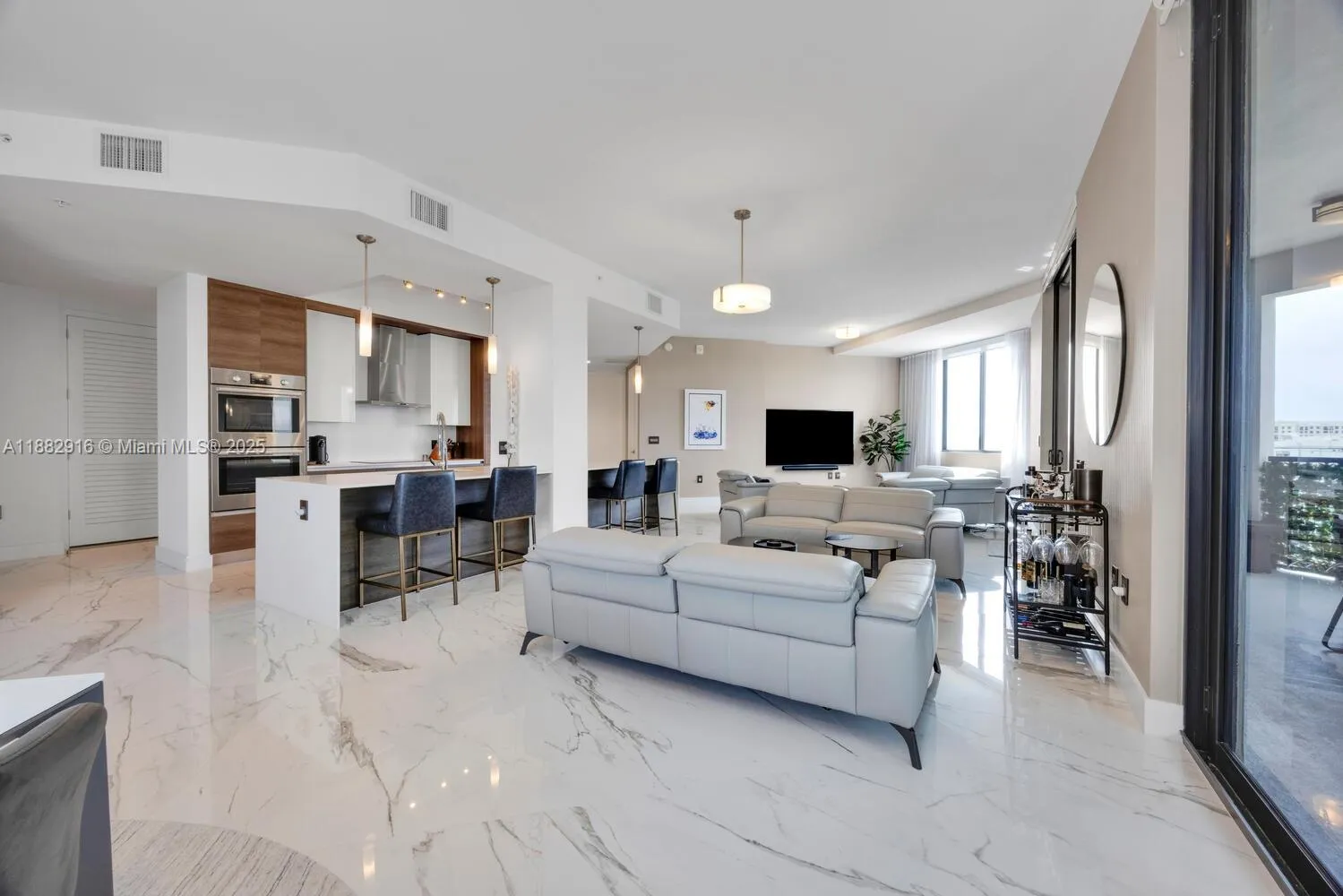 301 Altara Ave, Coral Gables FL 33146