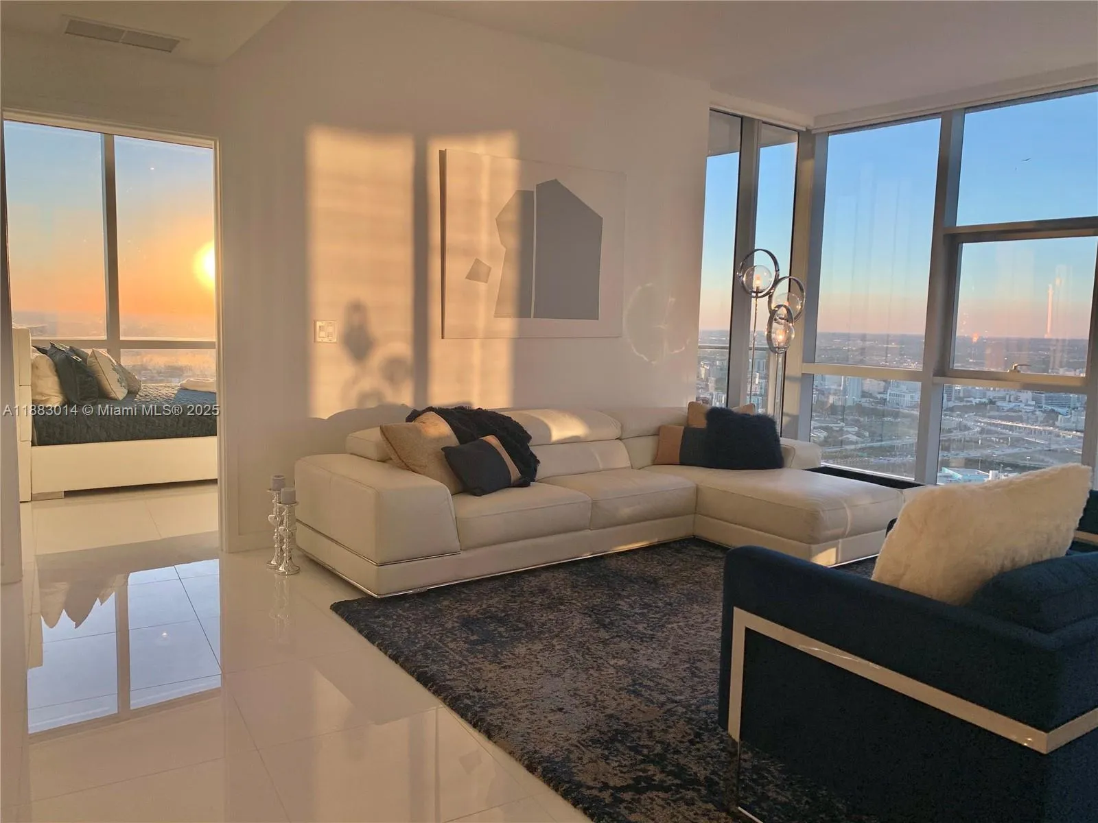 851 NE 1st Avenue # 4902, Miami FL 33132