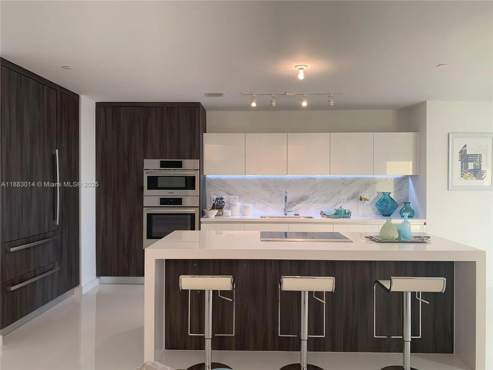 851 NE 1st Avenue # 4902, Miami FL 33132